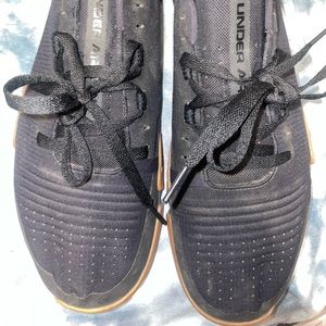 Under Armour Men's Speedform Feel Cross Trainer Sneakers